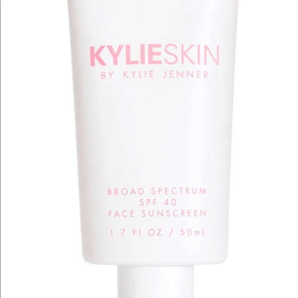 Kylie 24kg Birthday Collection bundle of 4 - Picture 7 of 8